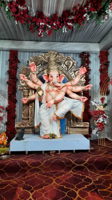 Festival image from Mahamayipara 1